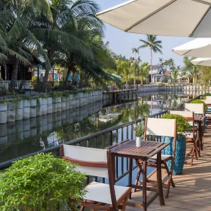 Mayci Boutique & Restaurant By Amber Hotel